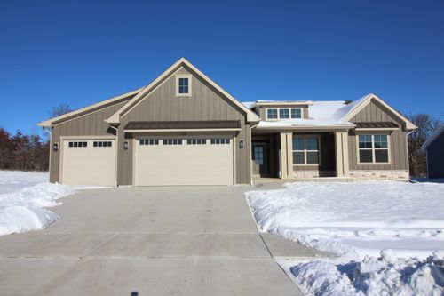 1296 W Kiddle Ln, Union Grove, WI, 53182-5624 | Card Image