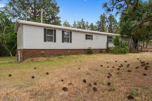 2391 Murdocksville Rd, West End, NC, 27376-8822 | Card Image