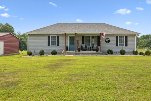 420 Douglas Ln, Lafayette, TN, 37083-3689 | Card Image