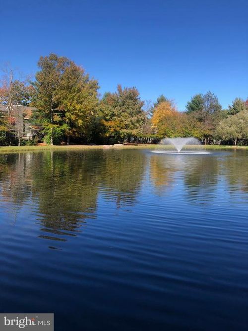 390 Snow Ridge Cir, Lake Harmony, PA, 18624 | Card Image