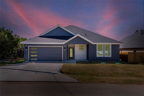 2825 Steepleridge Cir, Granbury, TX, 76048-6440 | Card Image