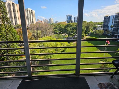 609-20500 W Country Club Dr, Aventura, FL, 33180 | Card Image