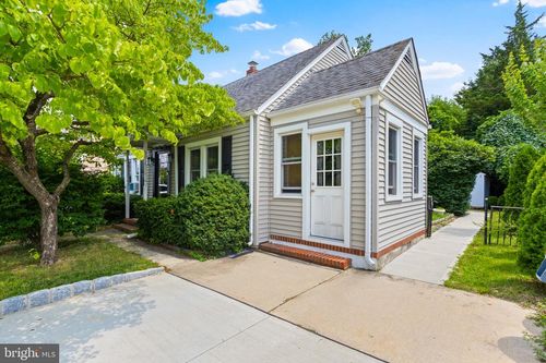 1470 Cedar Ln, HAMILTON, NJ, 08610-5214 | Card Image