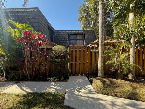 b-4043 Palm Bay Cir, West Palm Beach, FL, 33406-9096 | Card Image