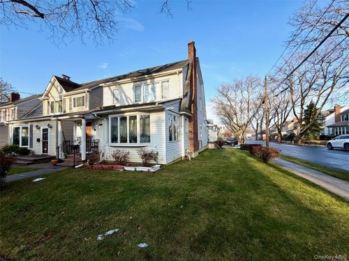 257 Pembroke Ave, Great Neck, NY, 11020-1037 | Card Image