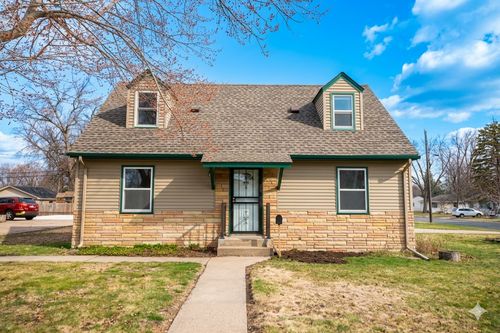 185 49th Avenue Ne, Fridley, MN, 55421 | Card Image