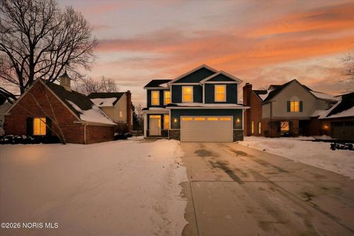 9520 Sheffield Rd, Perrysburg, OH, 43551-3750 | Card Image