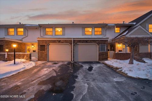 6818 Fenwyck Rd, Maumee, OH, 43537-9000 | Card Image