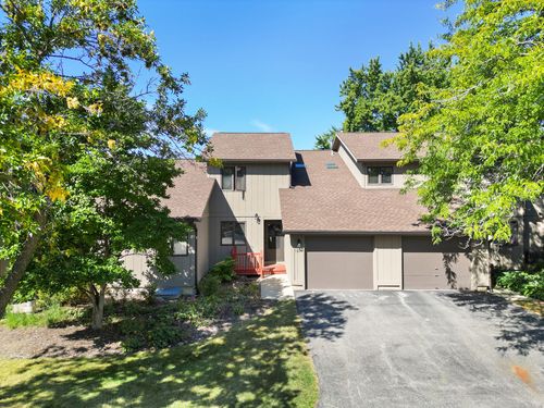 924 Stratford Ct, Grayslake, IL, 60030-1311 | Card Image