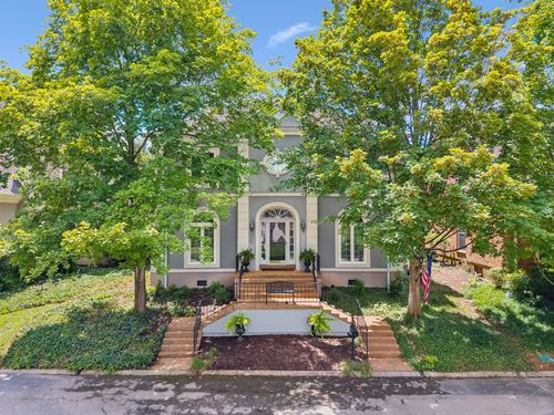501 Belgrave Park, Nashville, TN, 37215-2450 | Card Image
