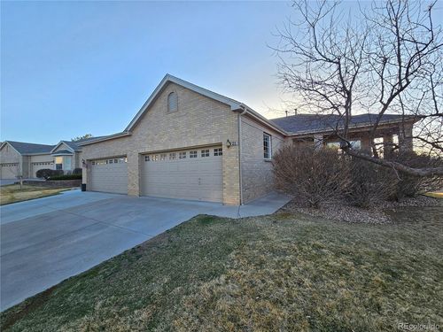 21 Woodland Cir, Highlands Ranch, CO, 80126-3112 | Card Image