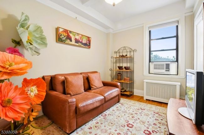 APT-6B - 375 Mount Prospect Ave, Townhouse with 3 bedrooms, 2 bathrooms and null parking in Newark NJ | Image 27