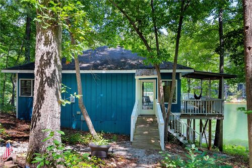 215 Nature Ln, Mountain Rest, SC, 29664-9725 | Card Image