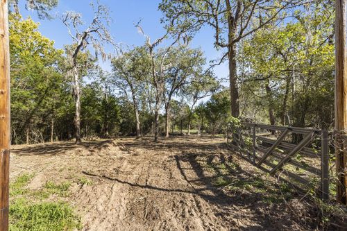 000 Dungens Mill Rd, Columbus, TX, 78934 | Card Image