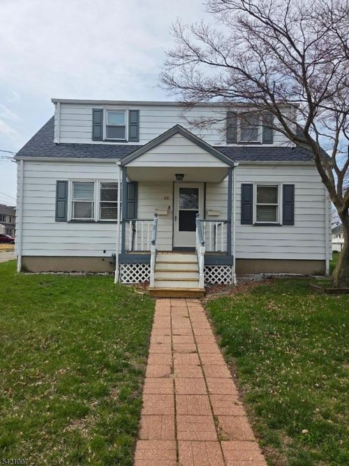 83 Daniel St, Port Reading, NJ, 07064-1133 | Card Image