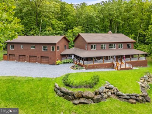 94 Tomahawk Way, LINDEN, VA, 22642-5265 | Card Image