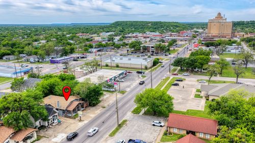 900 E Hubbard Street, Mineral Wells, TX, 76067 | Card Image