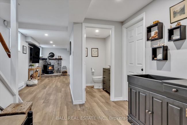 851 Kimberly Dr, House other with 3 bedrooms, 3 bathrooms and 8 parking in Ennismore ON | Image 28