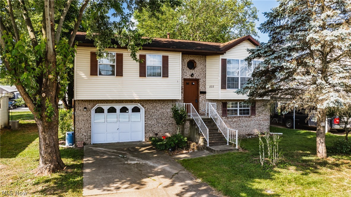 27th St, Vienna, WV 26105