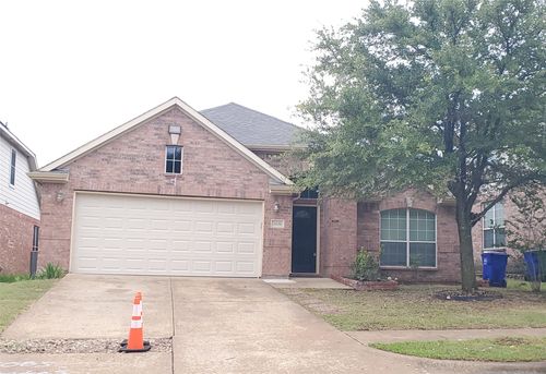 2636 Cumberland Trl, Balch Springs, TX, 75181-2161 | Card Image