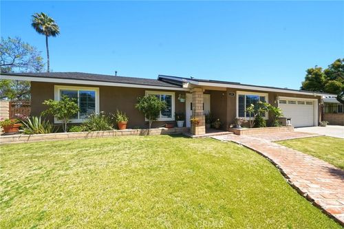 291 Pueblo Rd, Corona, CA, 92882-5205 | Card Image