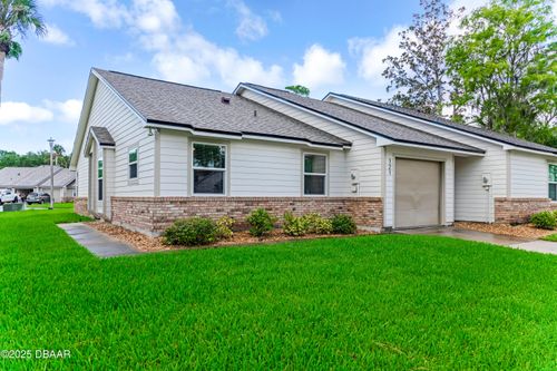 305-121 Bob White Ct, Daytona Beach, FL, 32119-1385 | Card Image