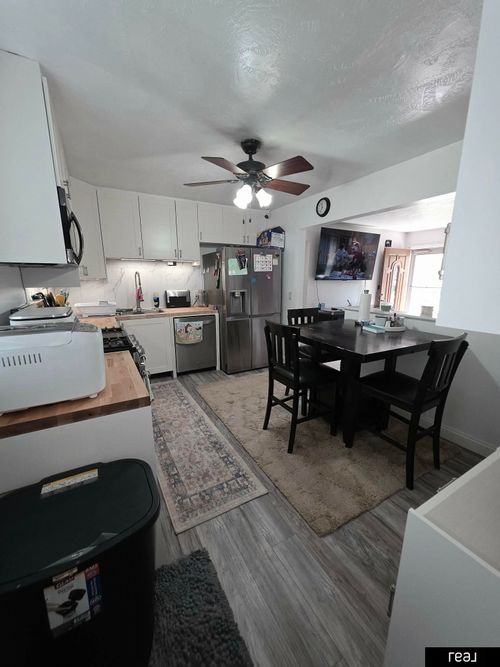 8616 B St, Omaha, NE, 68124-3904 | Card Image