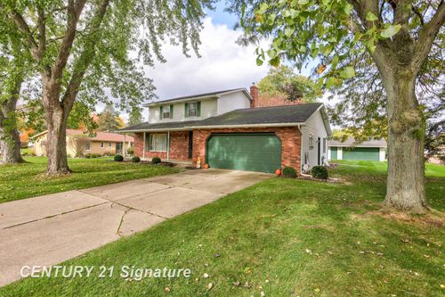 10260 Macrae Dr, Freeland, MI, 48623-8827 | Card Image