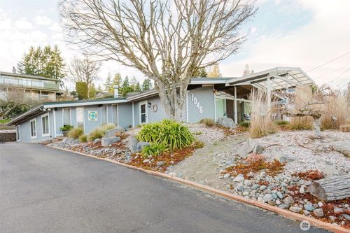 1046 Puget Dr Se, Port Orchard, WA, 98366-8531 | Card Image