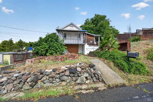705 E 6th Street, Benicia, CA, 94510 | Card Image