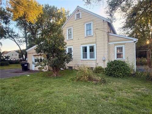 401 Richfield Blvd, Syracuse, NY, 13211-1431 | Card Image