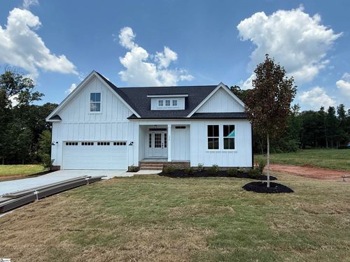 334 Summerall Dr, Anderson, SC, 29621-3697 | Card Image