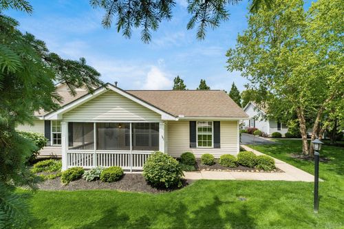 8605 Victoria Meadow Ln, Reynoldsburg, OH, 43068-9741 | Card Image