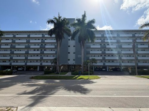 304-1000 Ne 14th Ave, Hallandale Beach, FL, 33009-2759 | Card Image