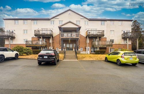 101-225 Ross St, Halifax, NS, B3M3Z3 | Card Image