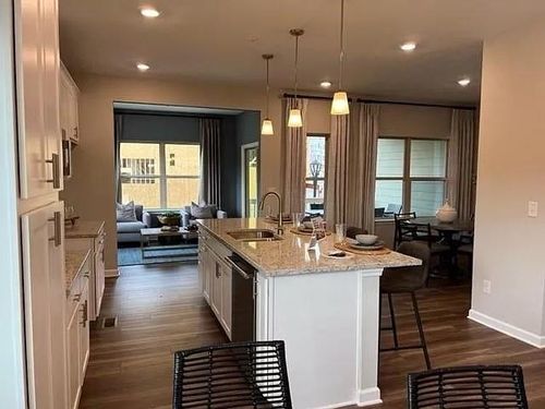 705 Brecklin Ln, Woodstock, GA, 30188-8810 | Card Image