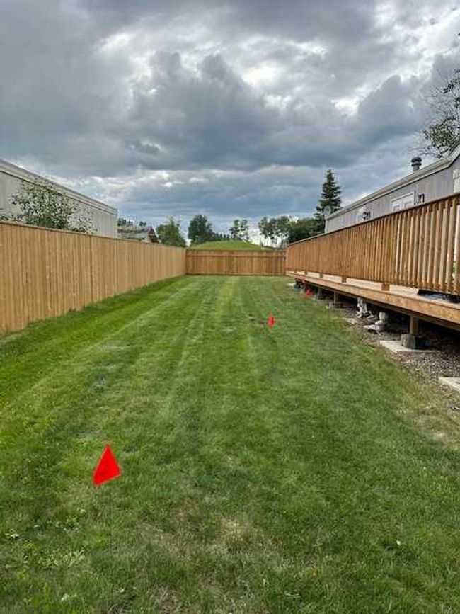 11008 103 Street, House other with 3 bedrooms, 2 bathrooms and 2 parking in High Level AB | Image 25