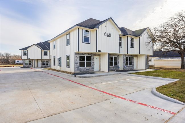 645 N Mccart St, Condo with 16 bedrooms, 16 bathrooms and 16 parking in Stephenville TX | Image 23