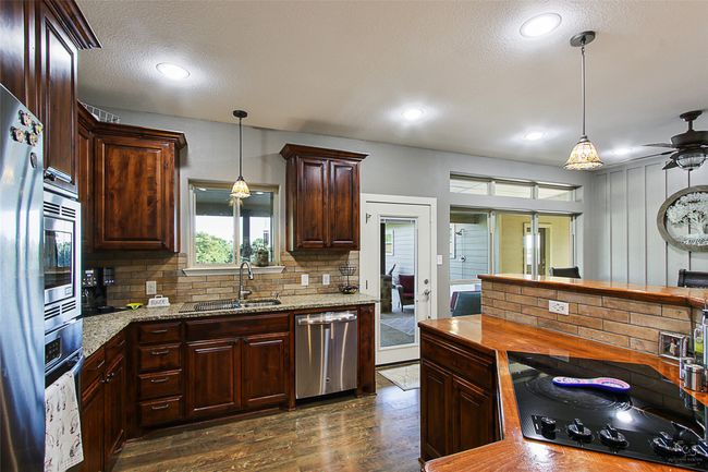 140 Stark Ln, House other with 3 bedrooms, 3 bathrooms and null parking in Sherman TX | Image 13