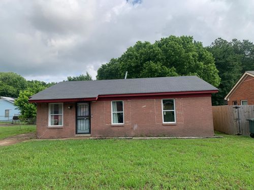 1040 Canary Ln, Memphis, TN, 38109-3558 | Card Image