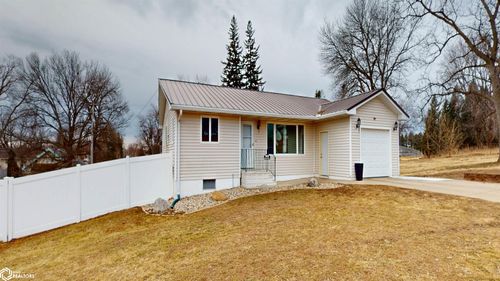 604 7th St, Battle Creek, IA, 51006-9411 | Card Image