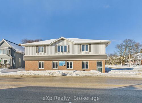 414 10th St 10th St, Hanover, ON, N4N1P6 | Card Image