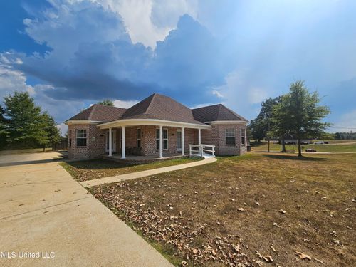 5700 Honey Oak Dr, Hernando, MS, 38632-7053 | Card Image