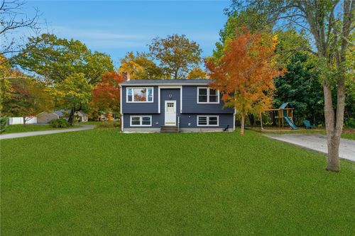 6 Hazelton Rd, Barrington, RI, 02806-1257 | Card Image