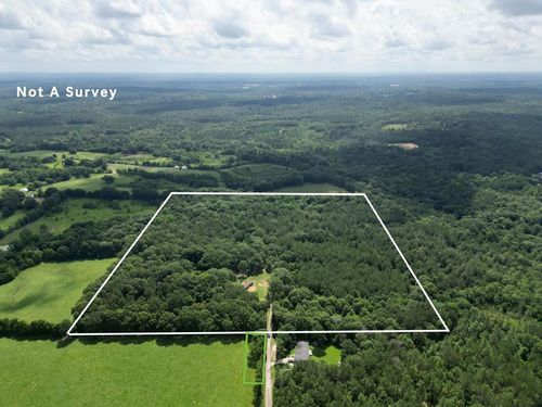 55 Amacker Rd, Poplarville, MS, 39470-7319 | Card Image