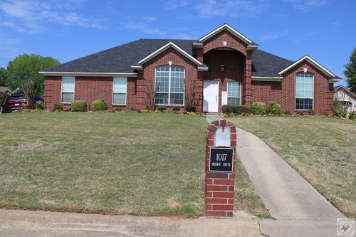 1017 Brown Dr, Wake Village, TX, 75501-8649 | Card Image