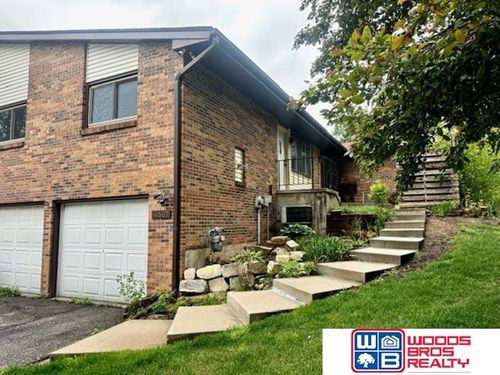 4607 Grassridge Rd, Lincoln, NE, 68512-1331 | Card Image