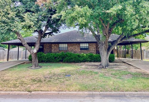 7621 Evergreen Road, Richland Hills, TX, 76118 | Card Image