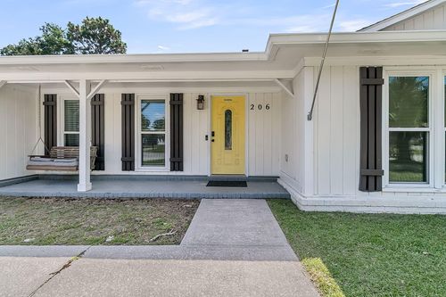 206 Buckskin Dr, Summerville, SC, 29486-1998 | Card Image