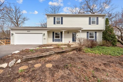 557 Ingalton Ave, West Chicago, IL, 60185-2143 | Card Image